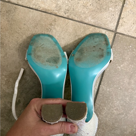 Betsey Johnson Pearl Heels - Picture 5 of 5